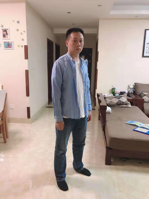 以勒的第一张照片--古田交友网
