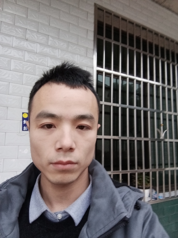 笑得那么开心的第一张照片--古田交友网