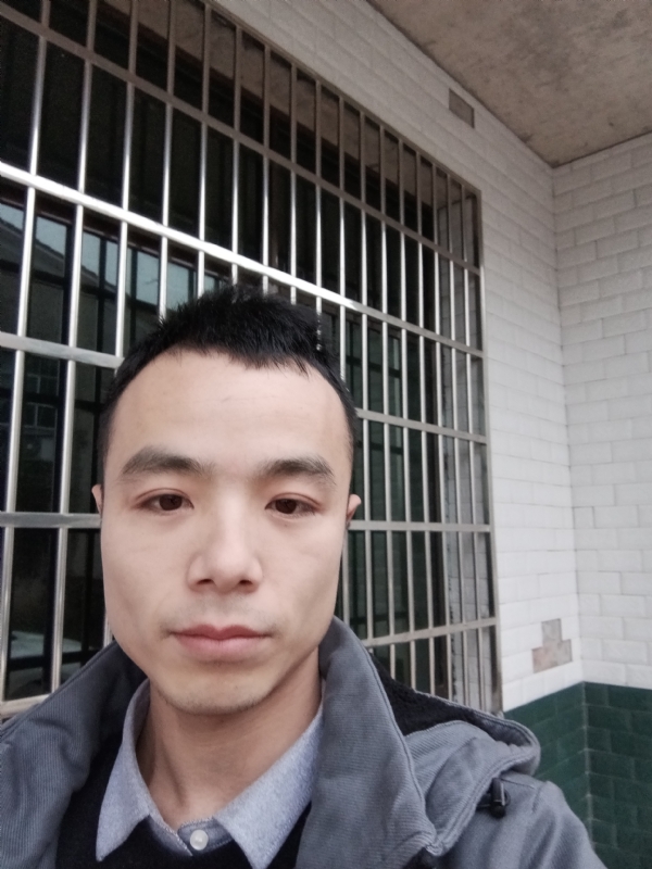 笑得那么开心的第三张照片--古田交友网
