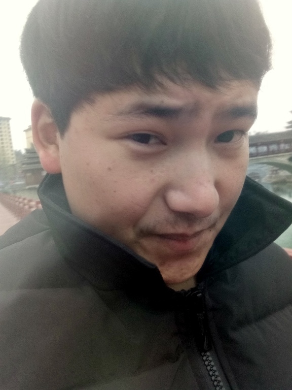 侗族青年作家超超的第二张照片--古田交友网