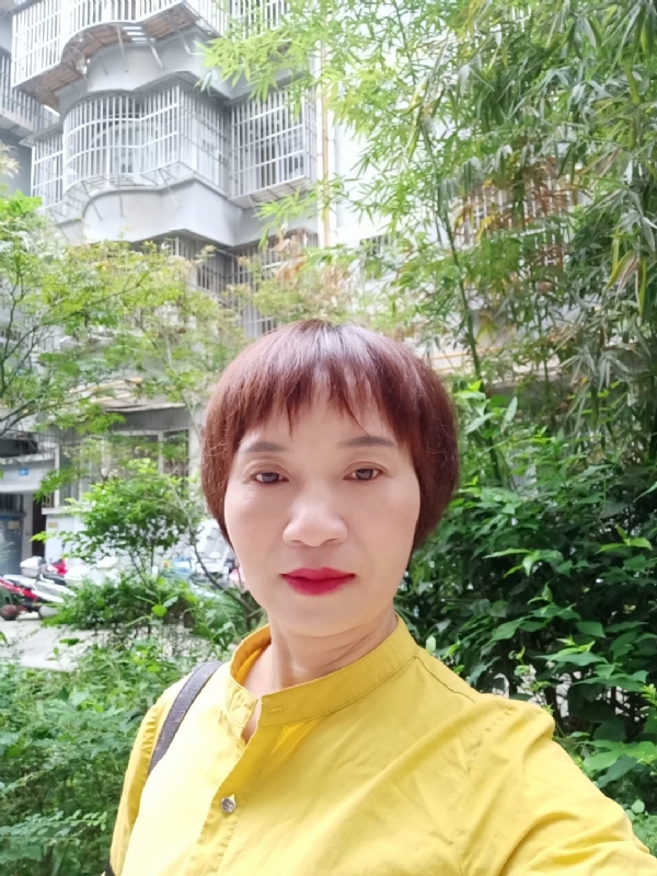 小瓶子的第二张照片--古田交友网