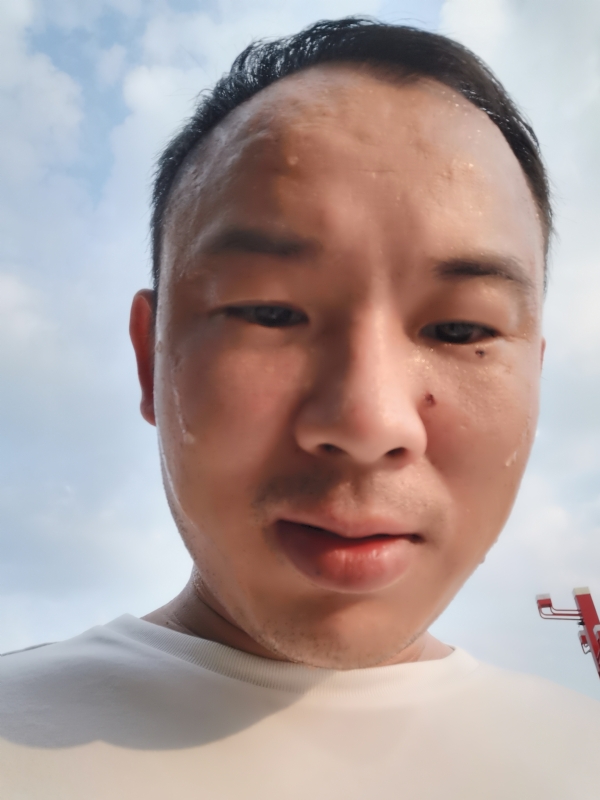 唐老鸭的第一张照片--古田交友网