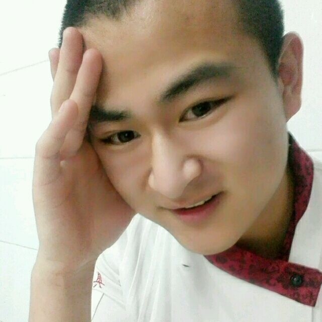 人潮拥挤的第一张照片--古田交友网