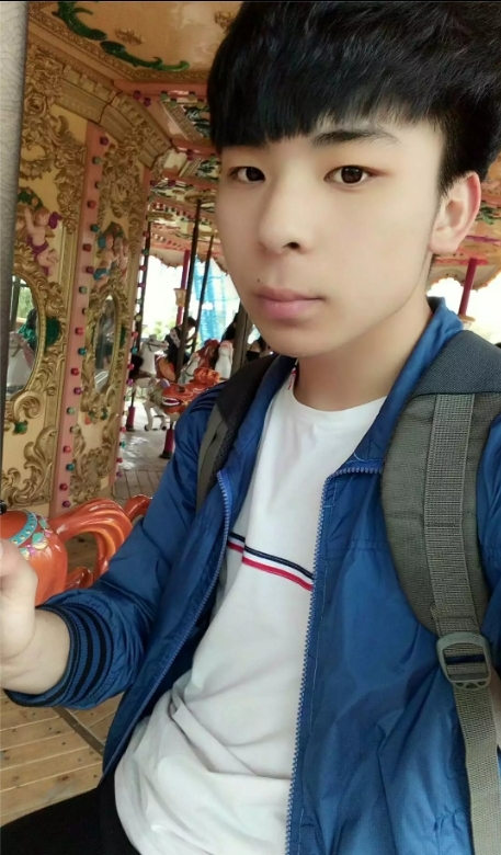他她它的第一张照片--古田交友网
