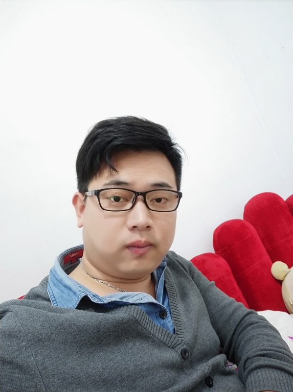 何必在亿的第一张照片--古田交友网
