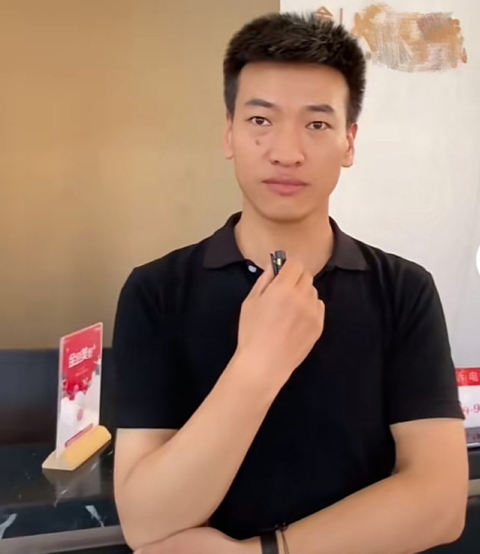 一杯梁白开的第一张照片--古田交友网